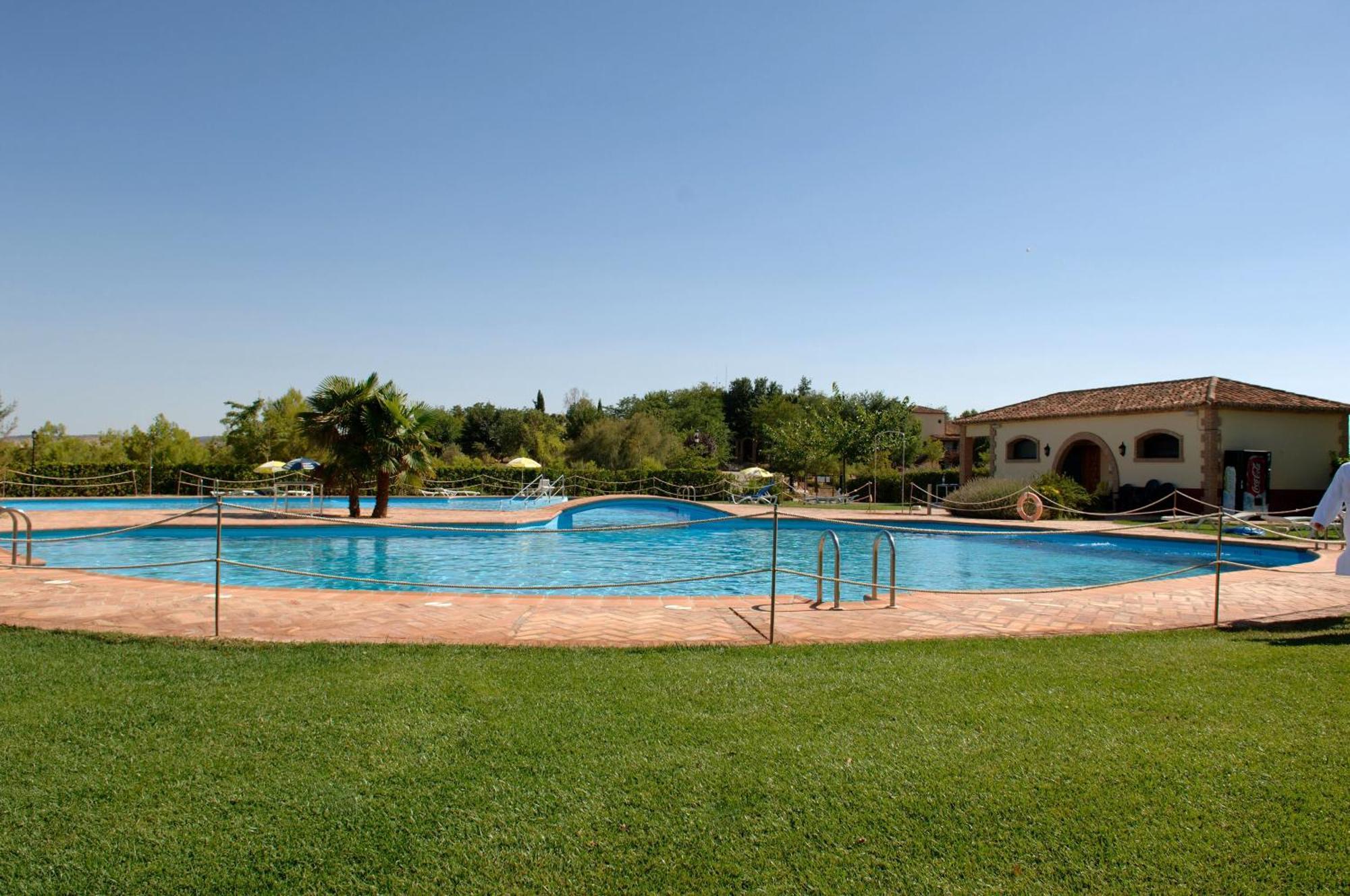 Balneario Cervantes Santa Cruz De Mudela Exterior photo